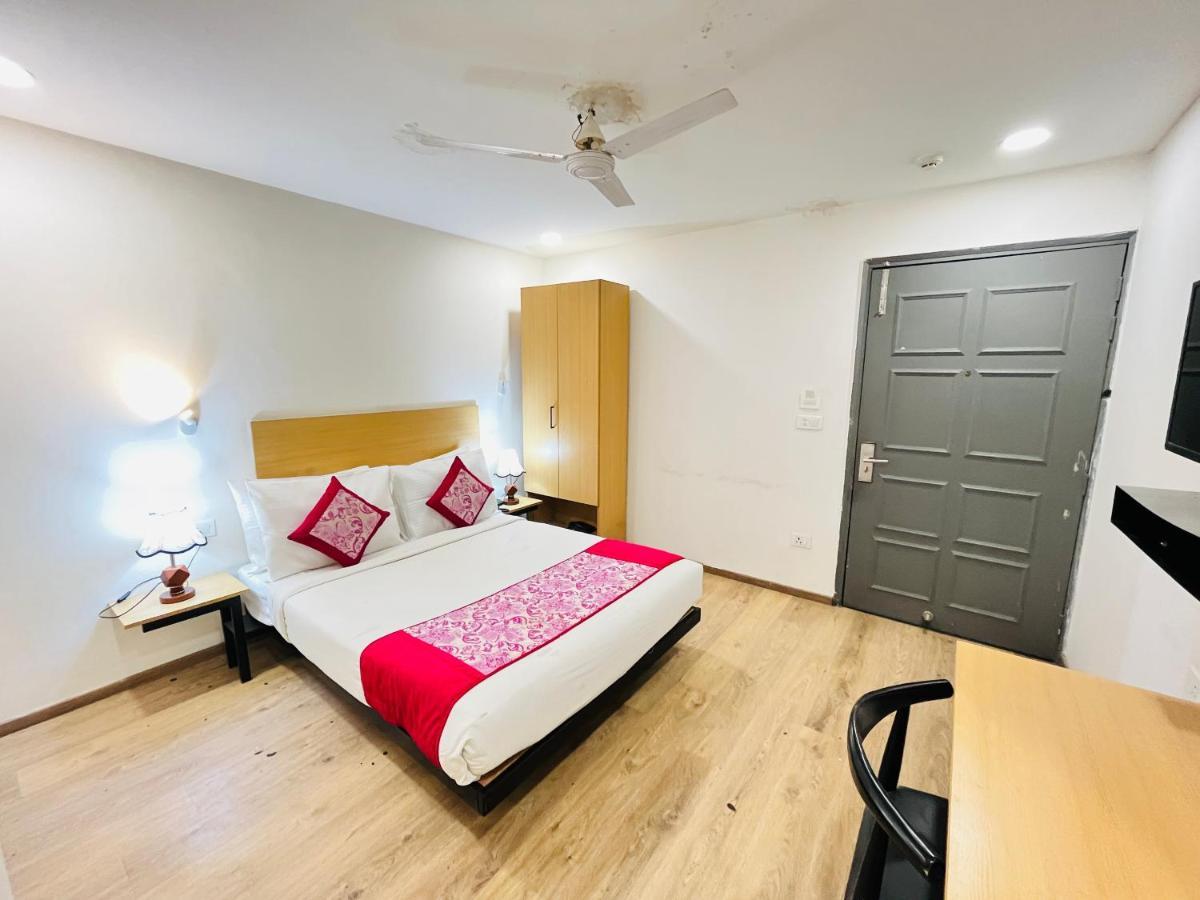 Hotel Qotel La Serene Gagan Vihar New Delhi