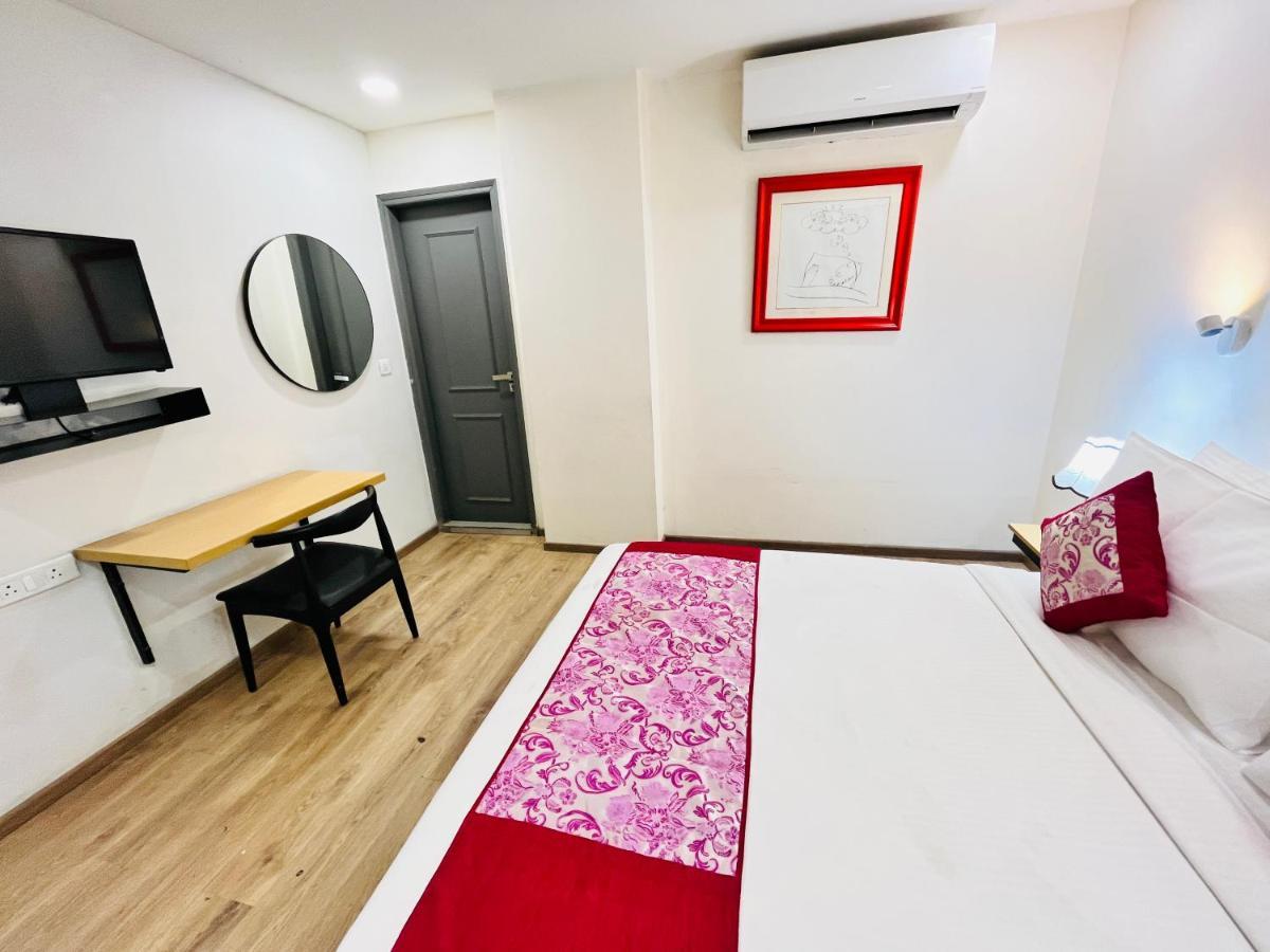 Hotel Qotel La Serene Gagan Vihar