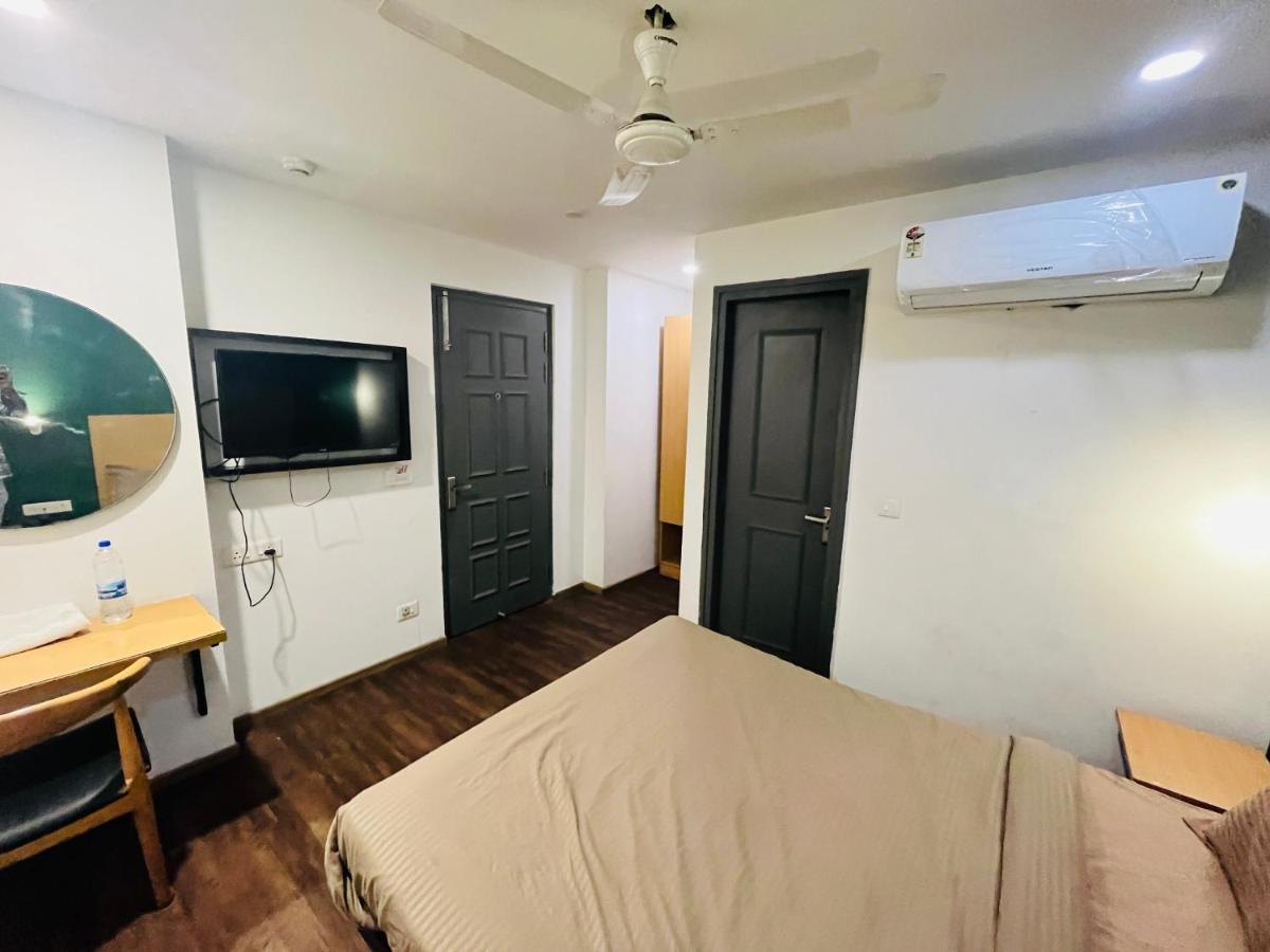 Qotel La Serene Gagan Vihar 3*