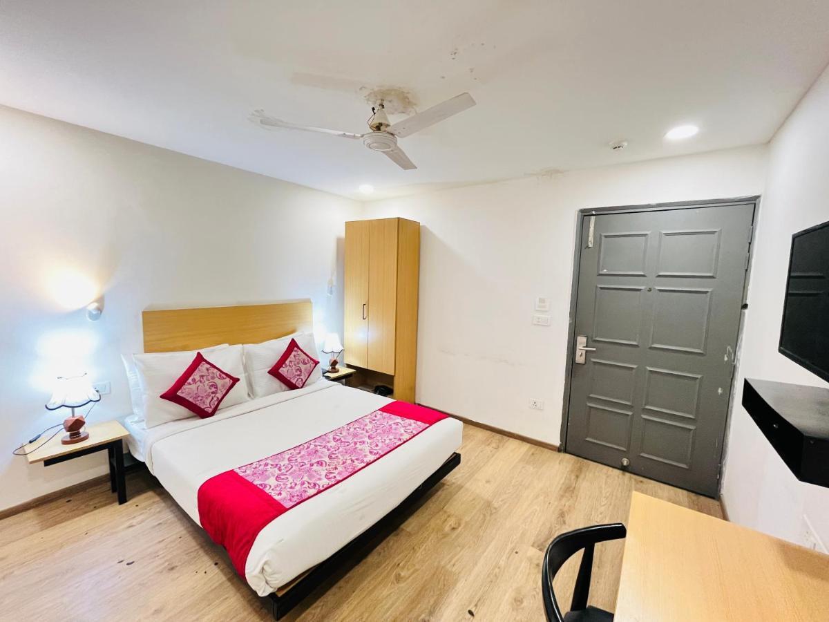 Qotel La Serene Gagan Vihar